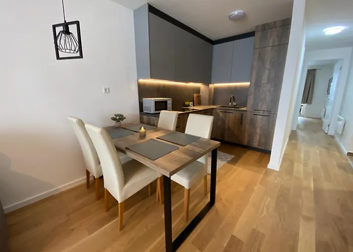 Zen - Snjezna Dolina Jahorina